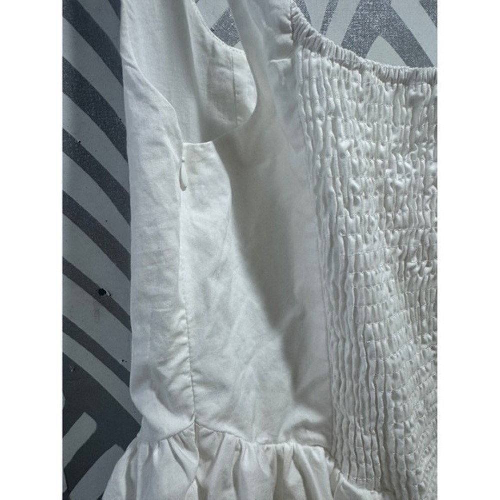 Princess Polly Straplie White Cotton
Mini Dress Square Neck Drop Waist
6 - Picture 6 of 8